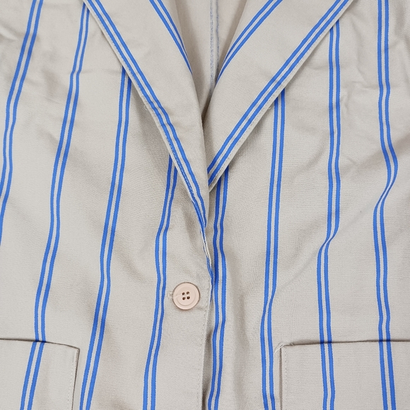 VINTAGE RUSS Tan w/Blue Stripes Blazer - Picture 5 of 7